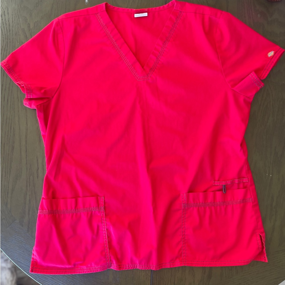 Women’s‎ Dickies Scrub Top Size Large